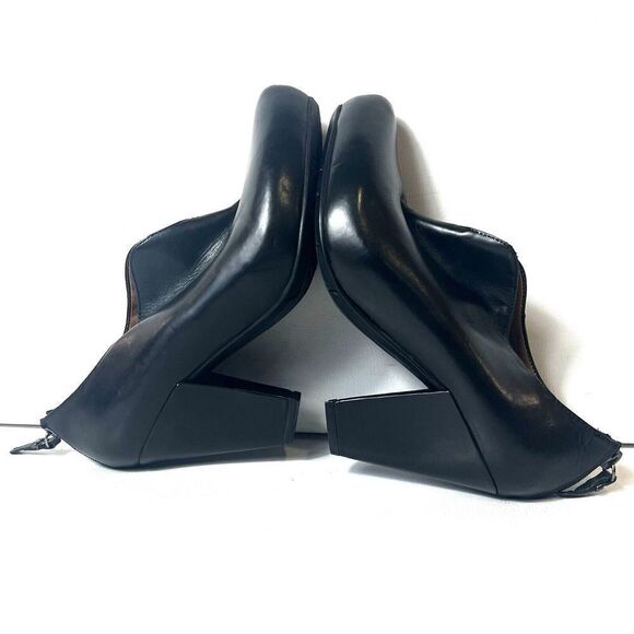 Earthies Womens 7 B Black Leather High Heels Slip On Classic Comfort Casual Pump - Picture 7 of 13
